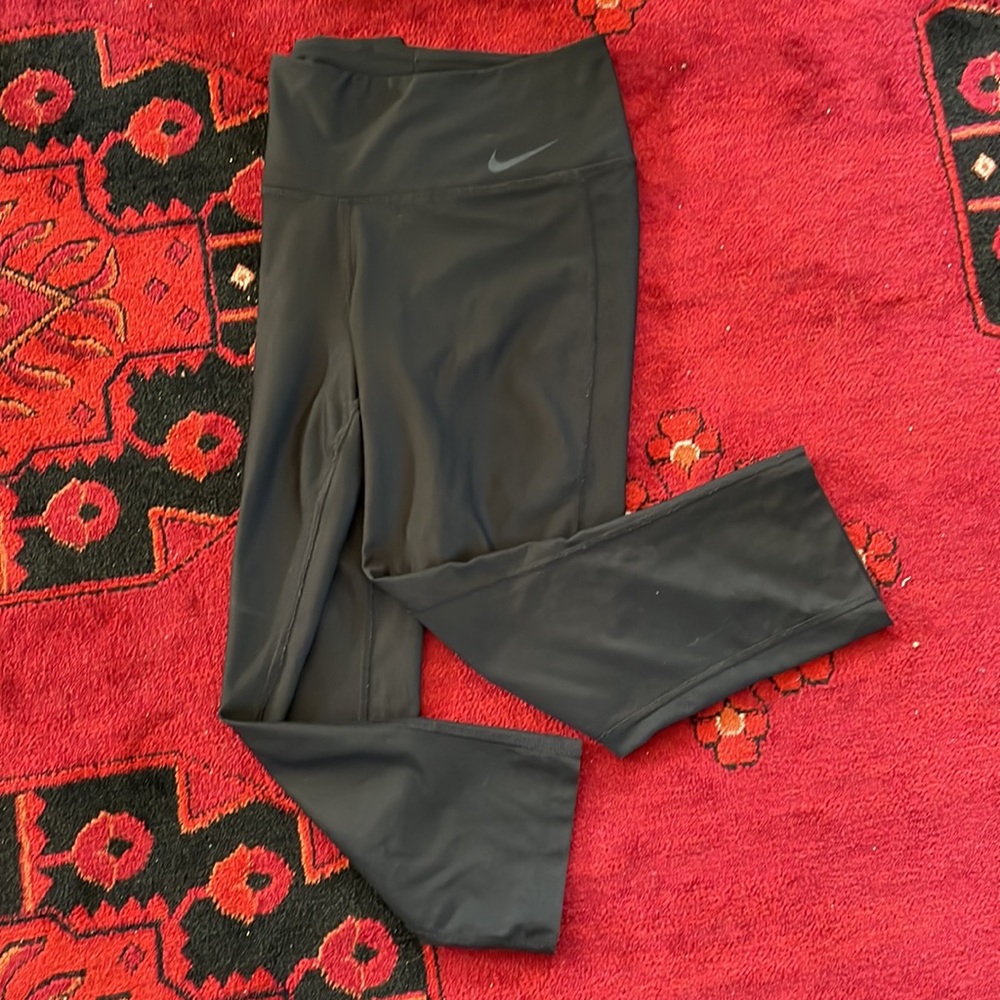 Nike black workout leggings